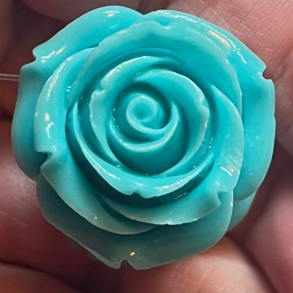 As Low As $2 Small Turquoise Coraline Resin Grandiflora Rose Beads 28mmx18mm (2)